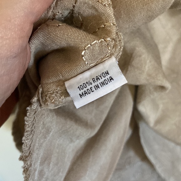 Embroidered tunic - Picture 6 of 6